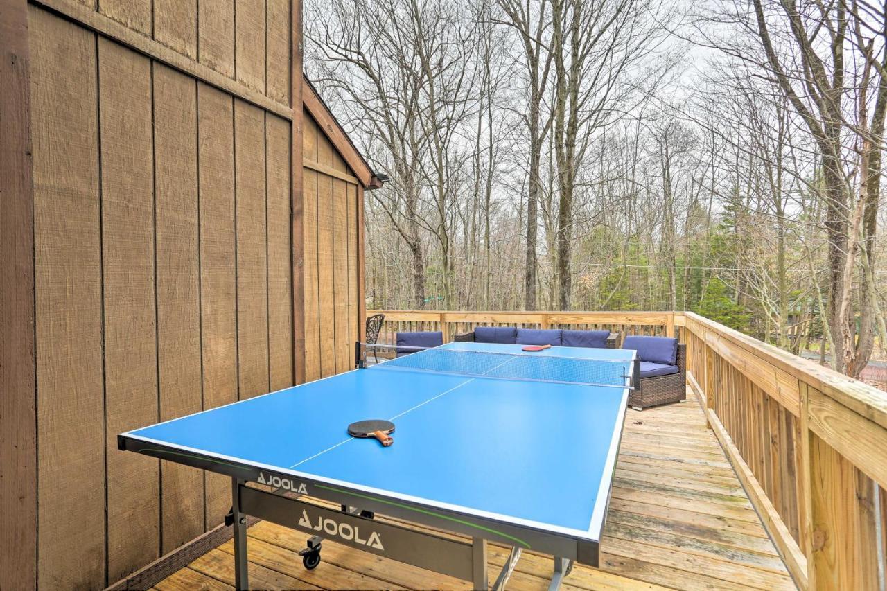 Bear Den Rustic Pocono Lake Home With Game Room! Bagian luar foto